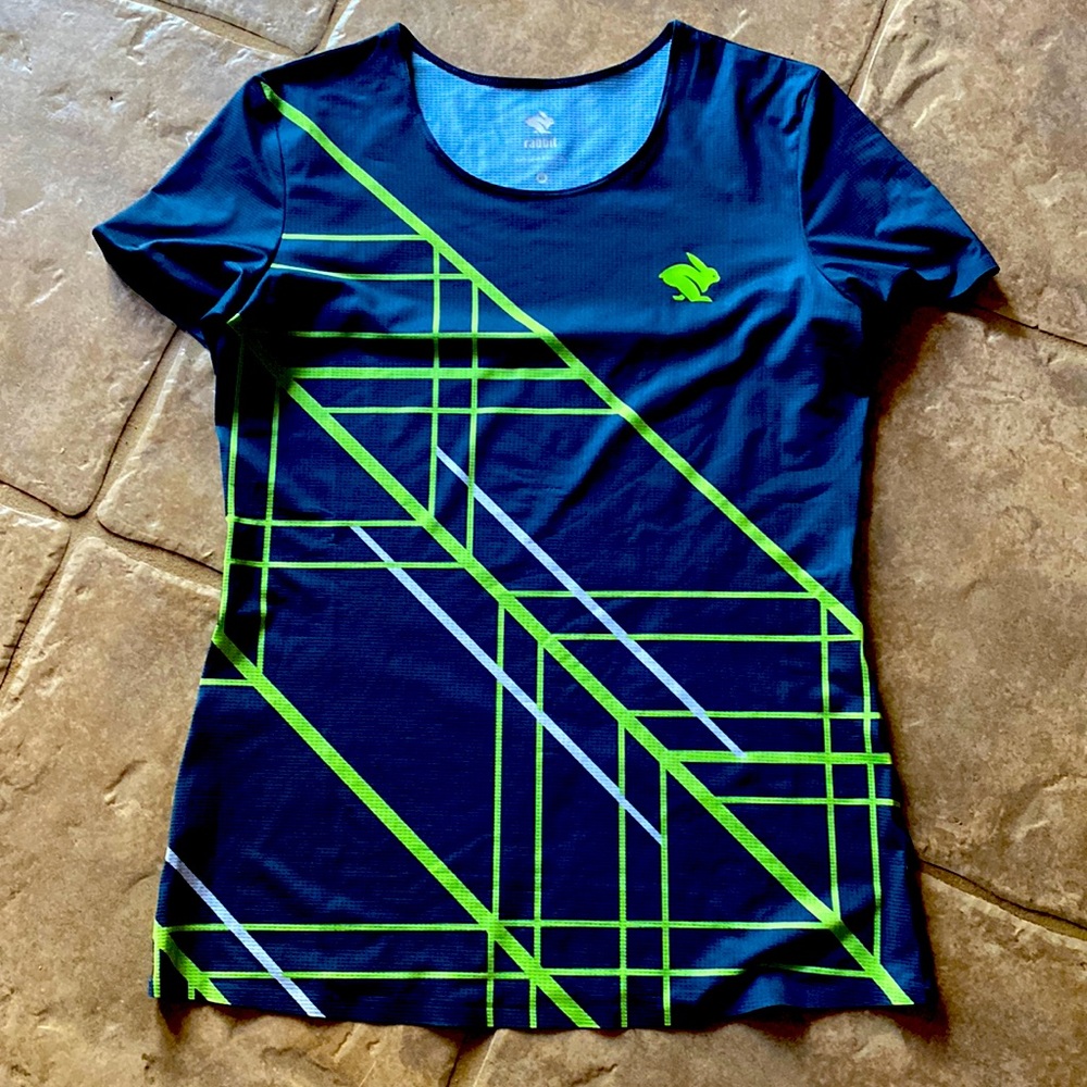 Run in Rabbit tech shirt